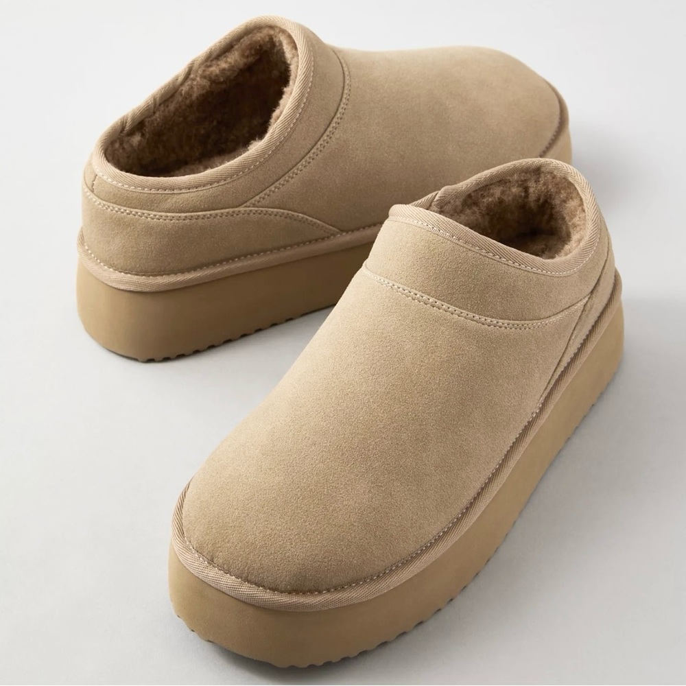 AE The Hangout Slip-On Slipper